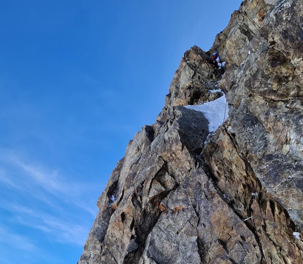 Un passaggio di Combo, sulla parete nordest del Mont Greuvettaz. FB Cazzanelli François