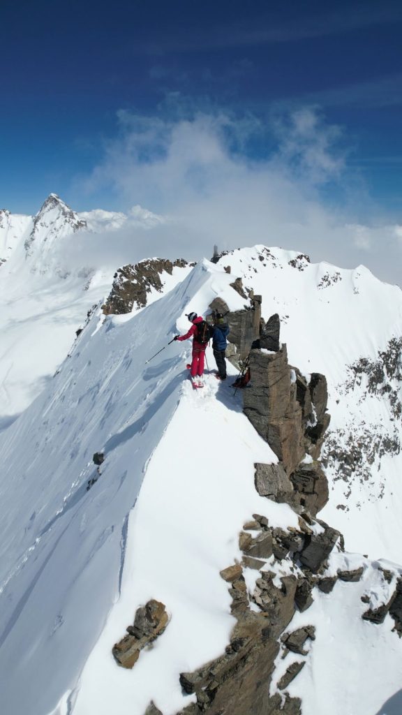 La partenza con gli sci @ Fay Manners