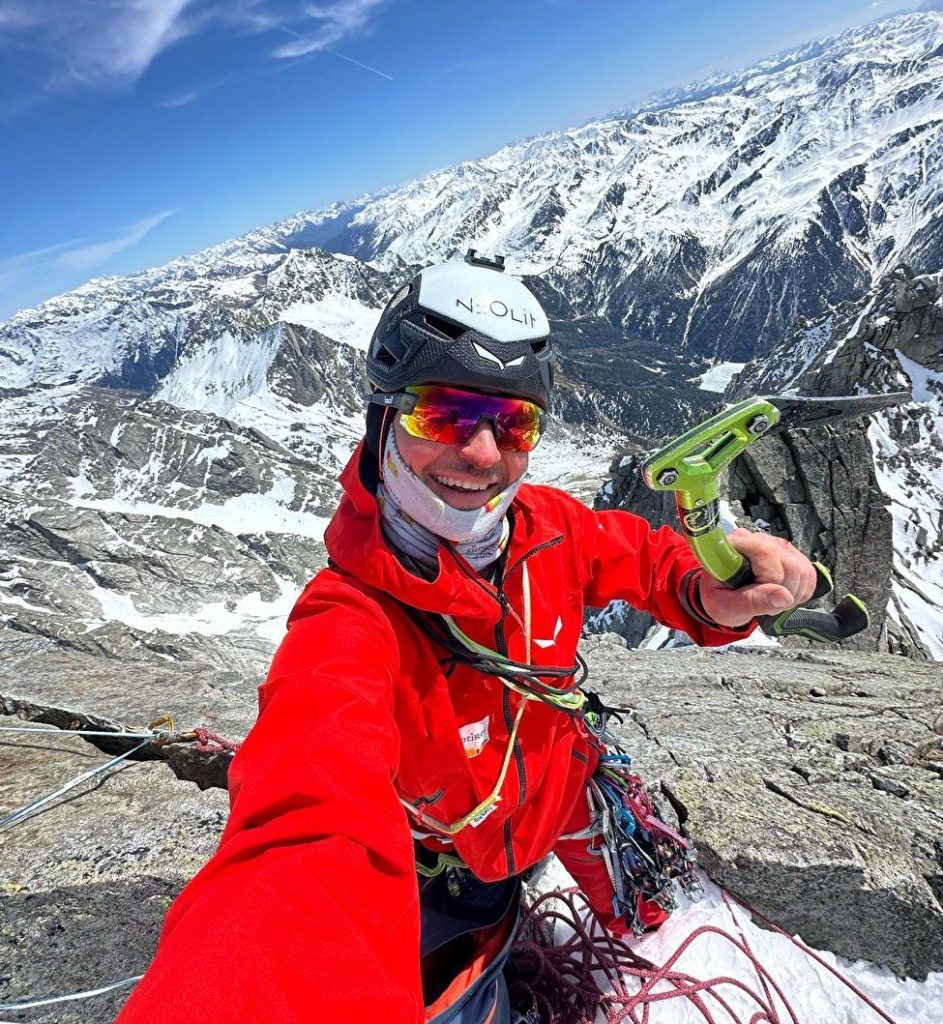 Simon Gietl su Lumina @ simongietl_alpinist