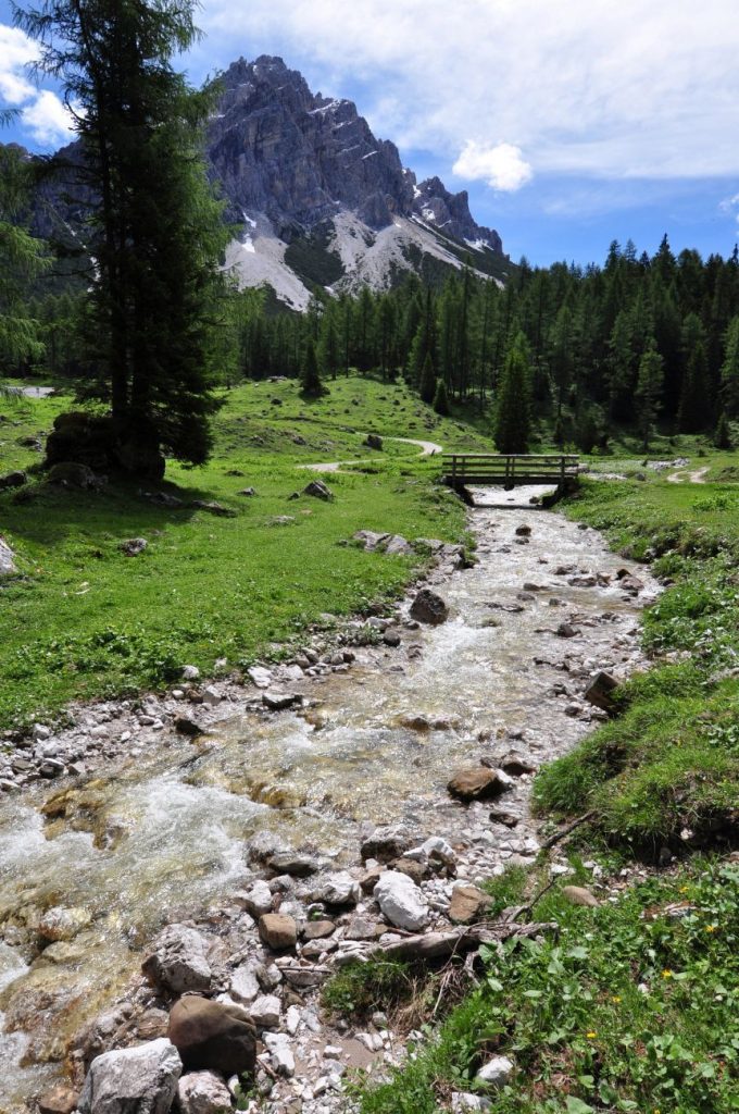 Risalendo la Val Pramper, foto Stefano Ardito