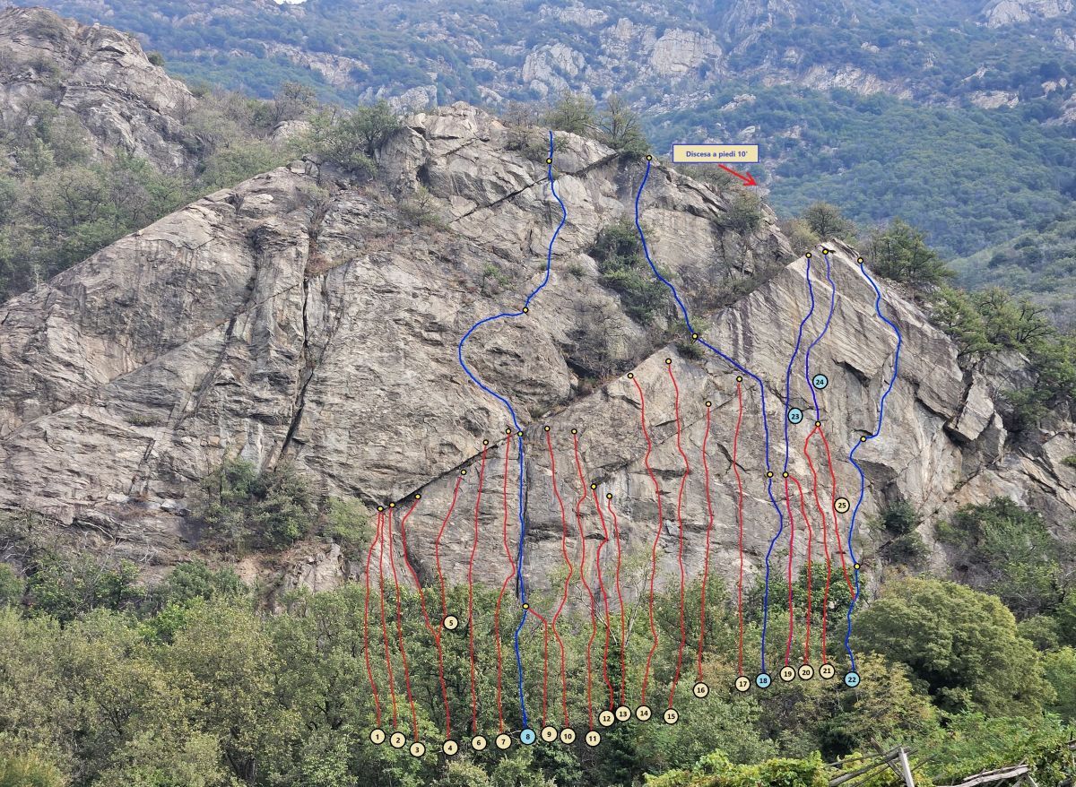 I Rombi di Donnas, la falesia “adolescente” della Valle d’Aosta, ideale nelle mezze stagioni