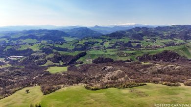 Il panorama verso l'Appennino Reggiano. Foto Roberto Carnevali