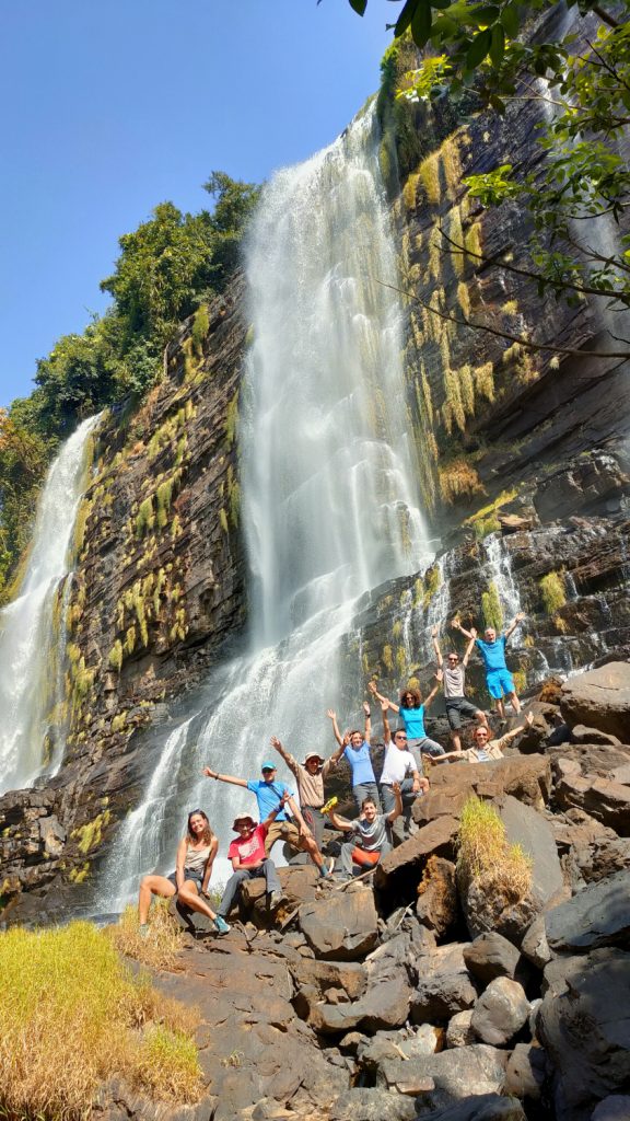 Una cascata lungo il Guinea Trek, foto Stefano Sibille-ANM