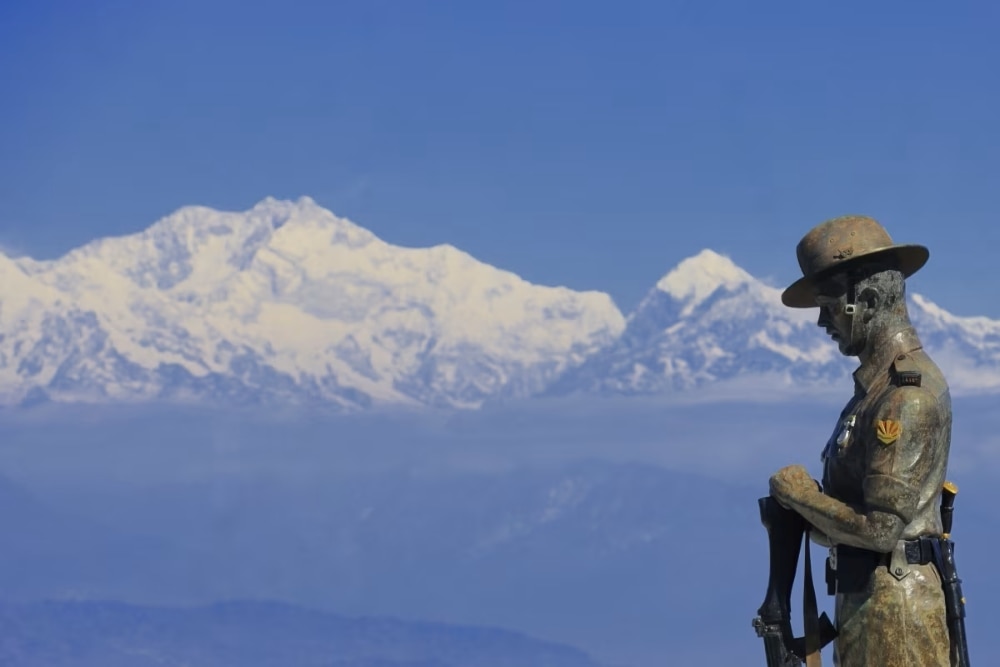 La possibiltà che venga viertato di salire sul Kangchenjunga è remota. Ma non campata per aria @AdobeStock