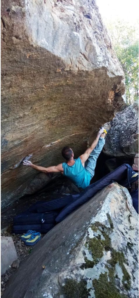 Marco Giorgio su Enigma, masso 31, settore Fantasia. Foto di Ilenia Golino