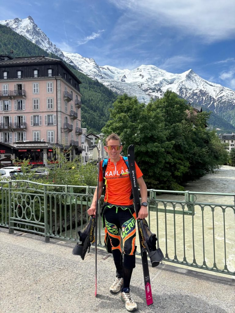 William Boffelli dopo aver stabilito il record sul Monte Bianco
