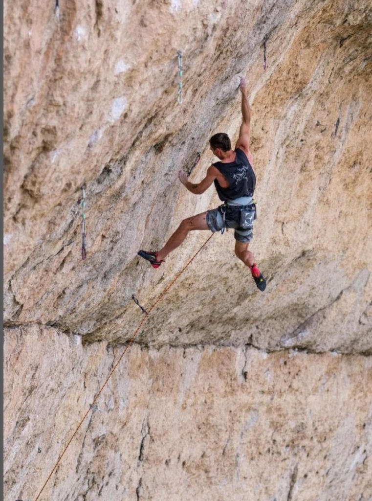 Siegrist su Hard Twisted @jonathansiegrist