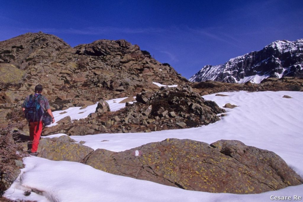 Salendo al Torrione Porro. Foto Cesare Re