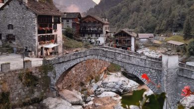 Il borgo di Rassa in Valsesia. Foto Lorena Chiara
