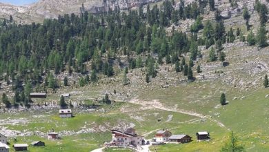 L'Alpe Fanes con il rifugio Lavarella