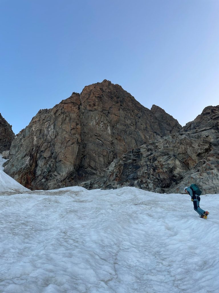 La quasi scomparsa del settore di ghiacciaio alla base ha aggiunto un buon dislivello al pendio per raggiungere l