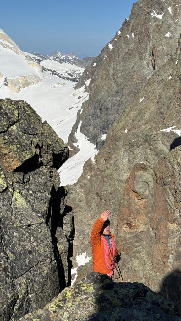 Orientarsi tra canali, torri, diedri e pinnacoli, foto A. Marzi.
