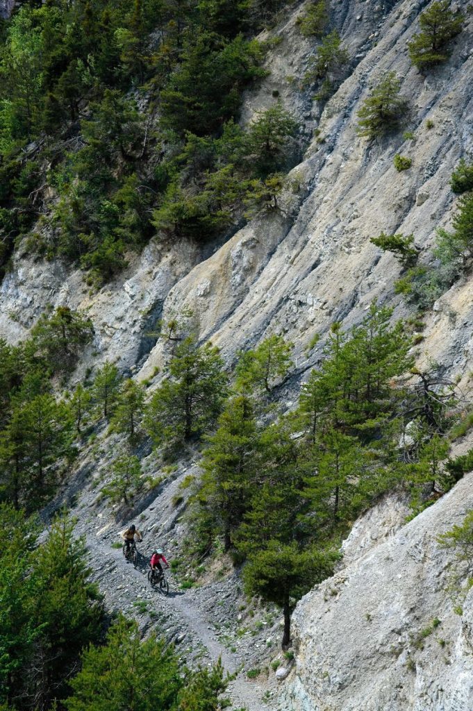 In bici nel Canyon de La Raspille. Foto Umberto Isman