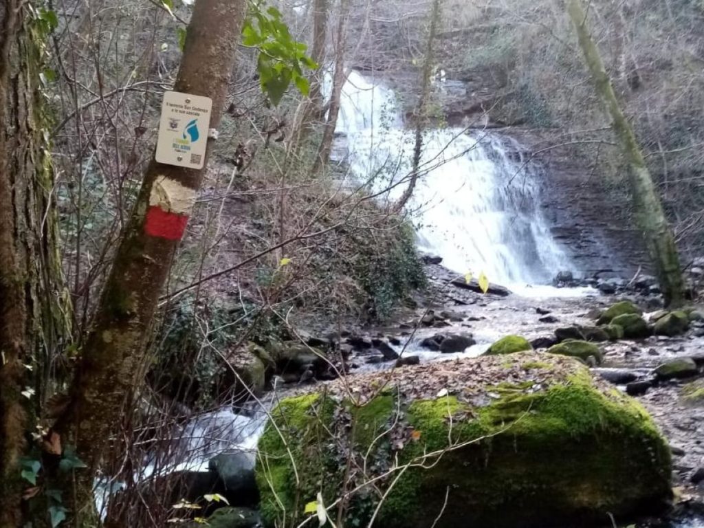 Cascata di Calabuia nella Valle di San Godenzo @ CAI Firenze