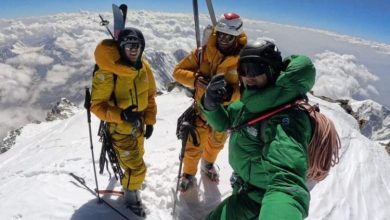 David Göttler, Boris Langenstein e Tiphaine Duperier sulla vetta del Nanga Parbat. Foto D. Göttler