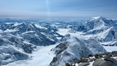 La vista dalla seconda rock band della Cassin Ridge. Foto Max Kilcoyne