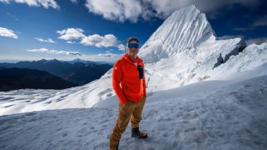 Nicholas Horta ai piedi dell'Alpamayo @paolophotojournalist