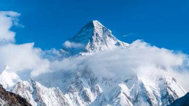 Nubi sul K2 @ AdobeStock
