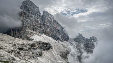 La Croda dei Toni vista dall'itinerario di salita. Foto Luigi Tassi