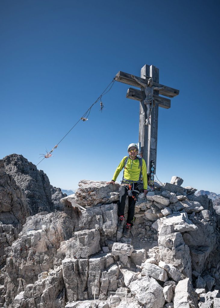 La croce di Cima Osservatorio. Foto Luigi Tassi