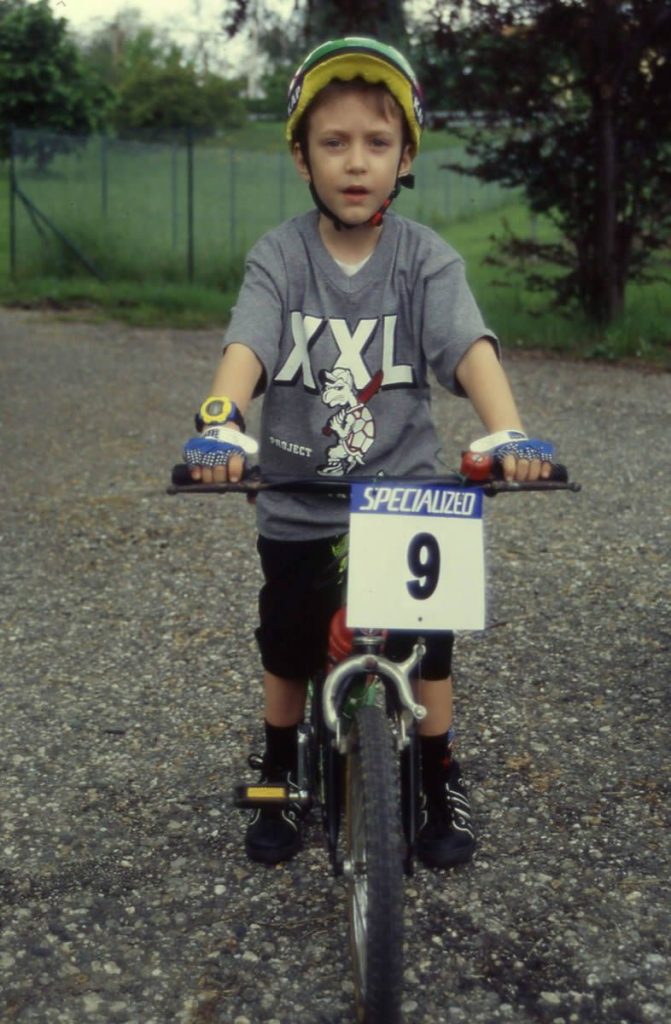 Ghisolfi da bambino, durante una delle competizioni in mountain bike che hanno preceduto la sua passione per l