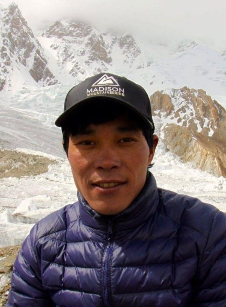 Siddhi Bahadur Tamang, per la settima volta sul K2