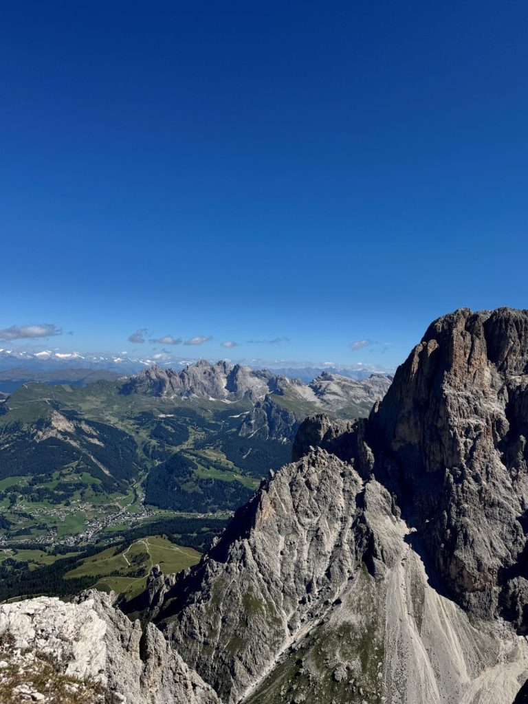 Le Odle viste dal Sassopiatto. Foto Benedetta Pellegrini