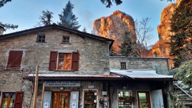 Il Rifugio Forte dei Marmi con alle spalle il Procinto. Foto FB Rifugio Forte dei Marmi