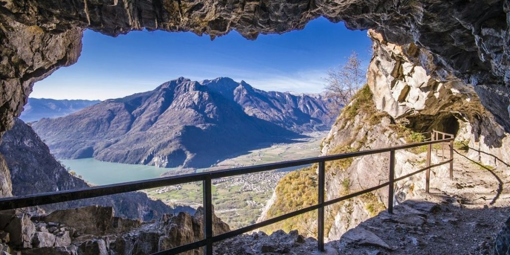 La vista sul lago di Mezzola. FB Comune Verceia