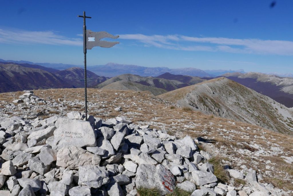 Monte Marsicano, la vetta, foto Stefano Ardito