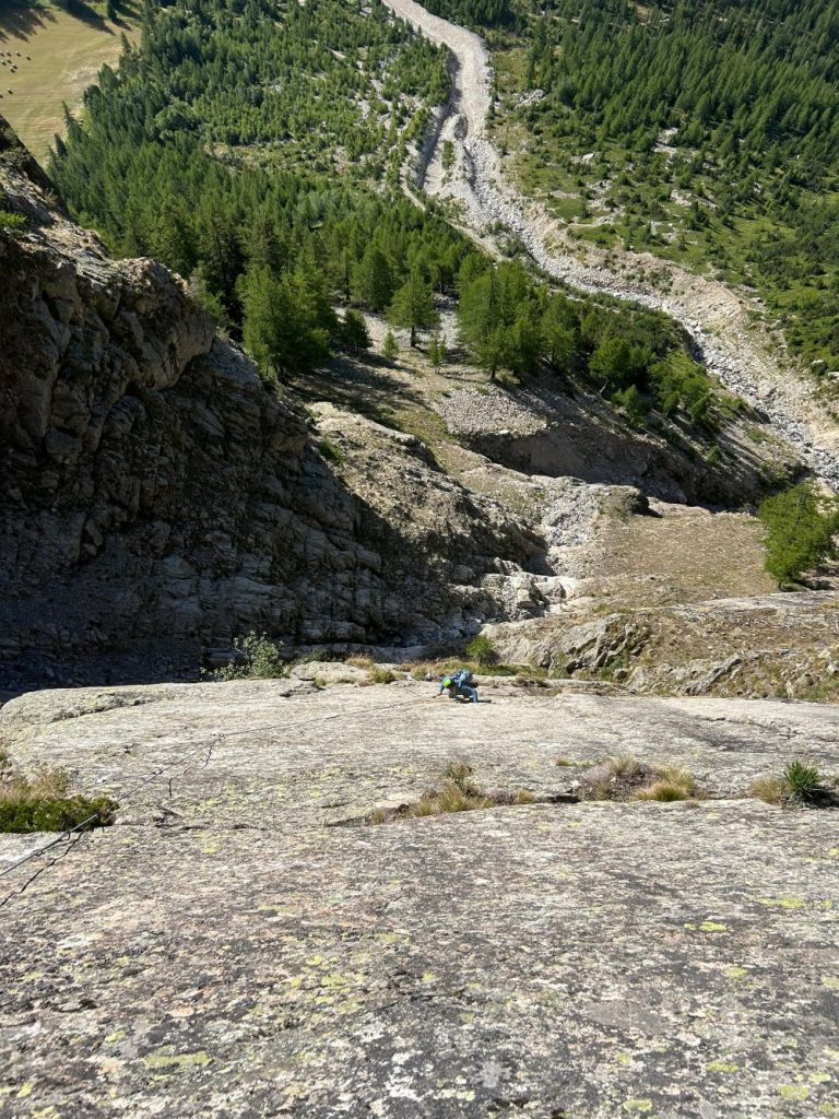 Lungo la nuova Diretta al Borelli, in Val Veny. Foto Gianluca Marra