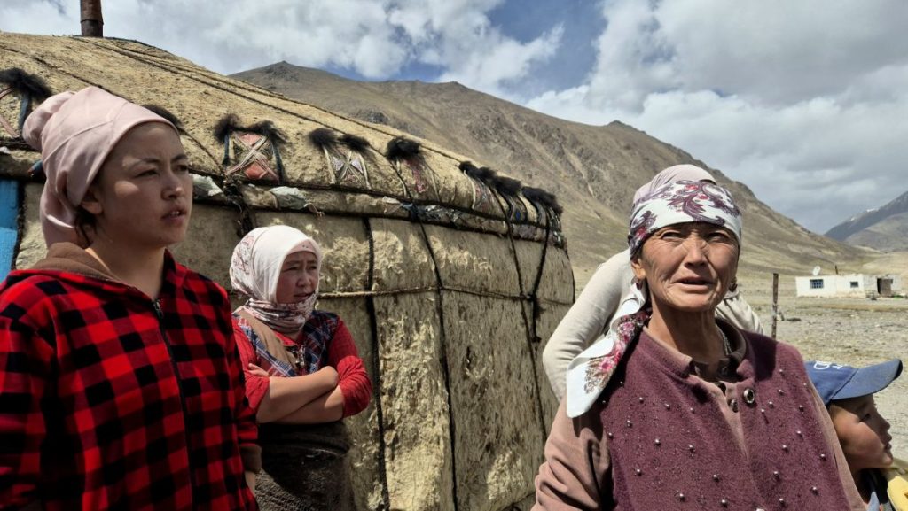 Al jailoo di Jalan, foto Stefano Ardito_01