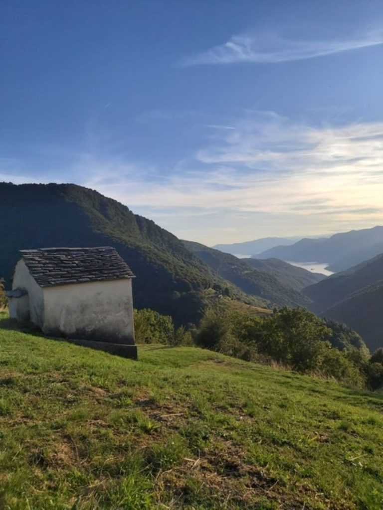 Vista verso il Lago Maggiore @ Associazione Monteviasco Borgo e Natura