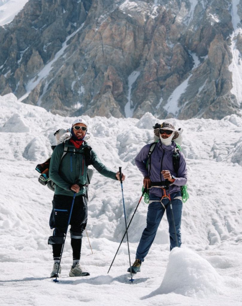 Charles Dubouloz e Symon Welfringer al campo base del G IV @Matthieu Ruffray-Millet