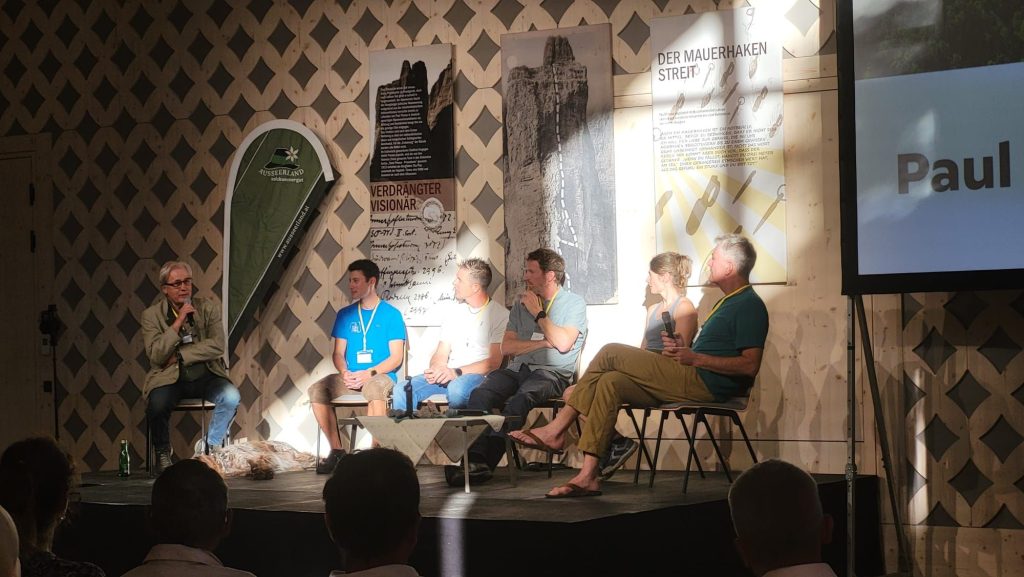 La tavola rotonda sui limiti del limite, condotta da Jan Mersch. Foto Monica Malfatti