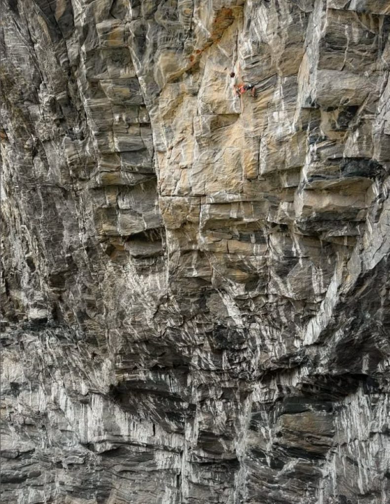 Una fase della salita di Leo Boe @dugmcc