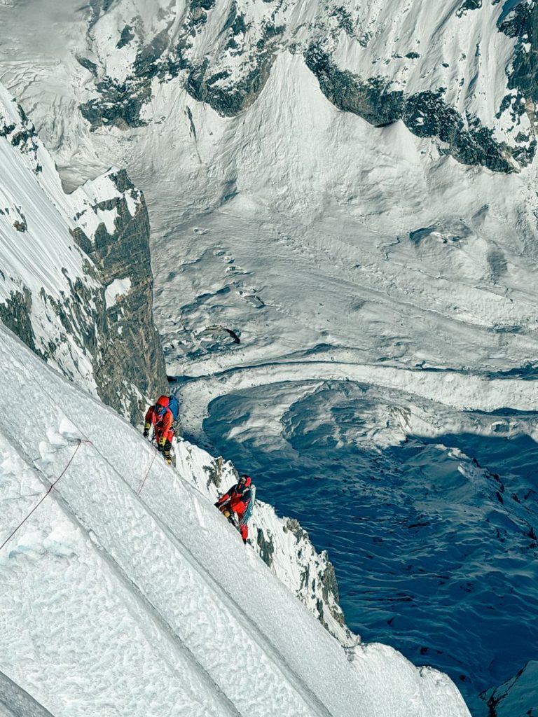 Sul tratto finale della scalata @ Hervé Barmasse