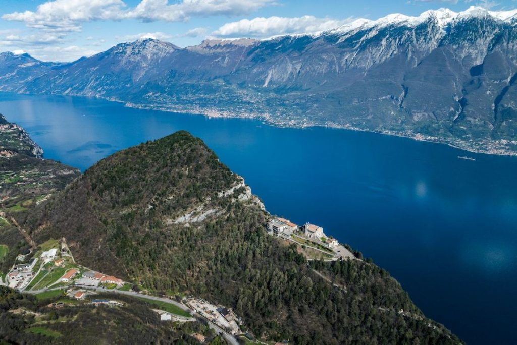 Il Garda e il Monte Baldo visti dal sentiero