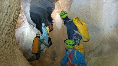 Speleologi in una fgrotta delle Alpi Apuane @Gruppo Speleologico Archeologico Livornese