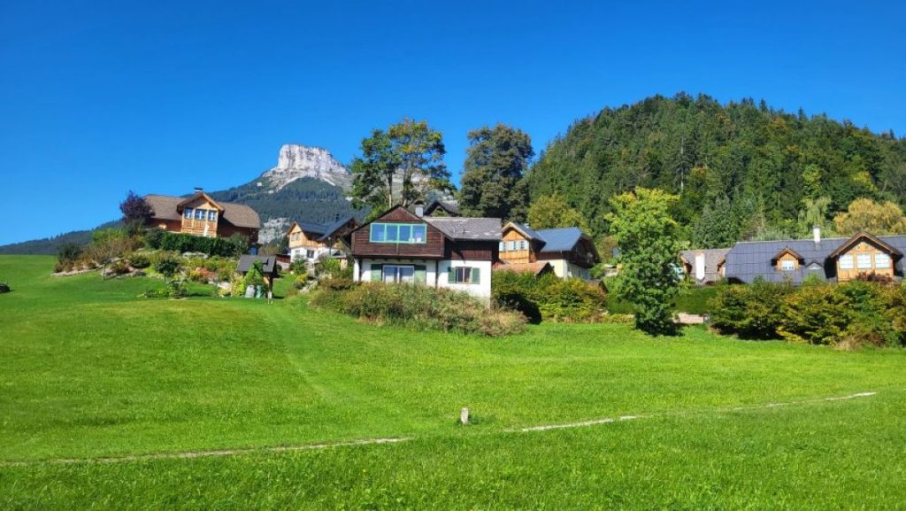 Uno scorcio di Altaussee, il paese natale di Preuss, con il Loser sullo sfondo. Foto Monica Malfatti
