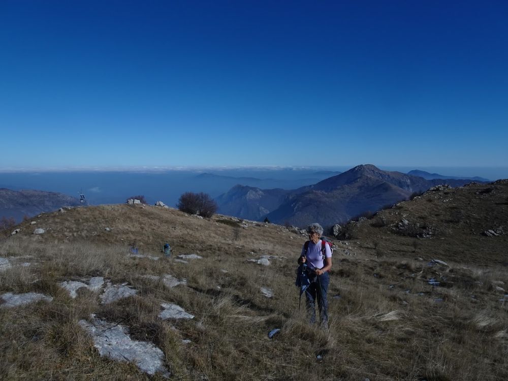 Il panorama nei pressi della cima del Monte Armetta @ CAI Albenga