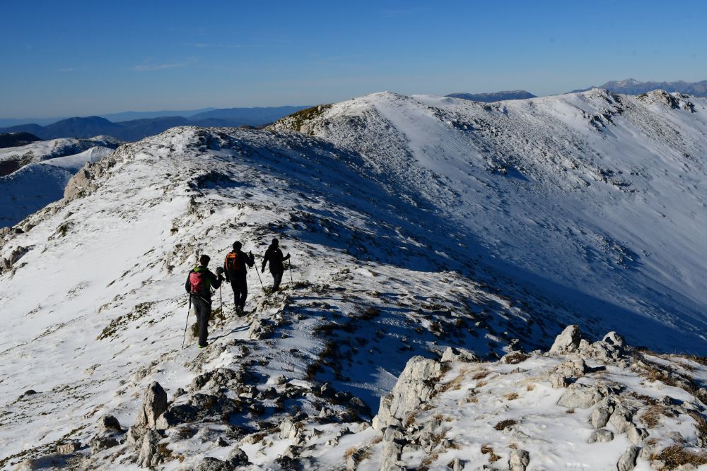 Verso la vetta del Monte Puzzillo, foto Stefano Ardito