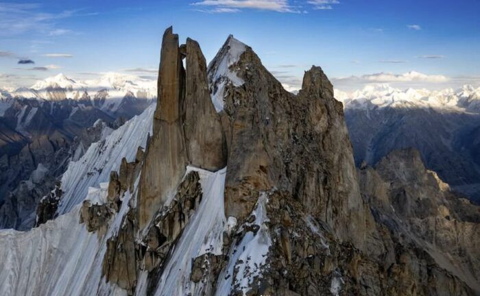 I tre picchi del Suma Brakk. Foto Tad McCrea