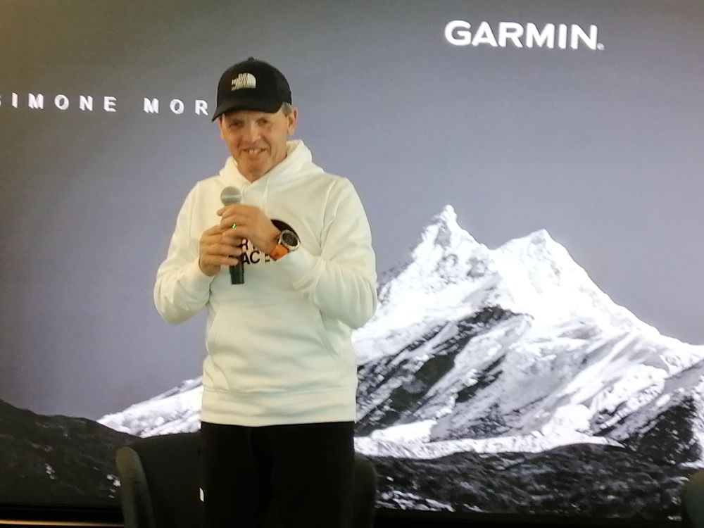 Simone Moro alla conderenza stampa pre-Manaslu 2025