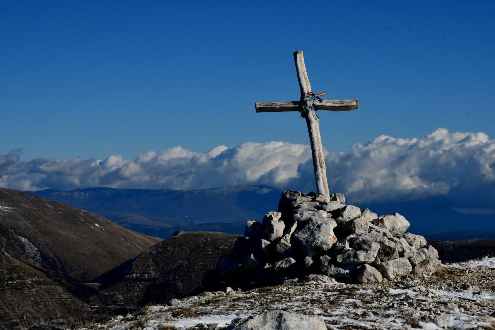 La vetta del Monte Puzzillo, foto Stefano Ardito