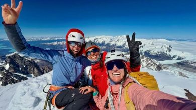 Angelina di Prinzio, Paloma Farkas e Catalina Unwin sulla vetta del Cerro Steffen