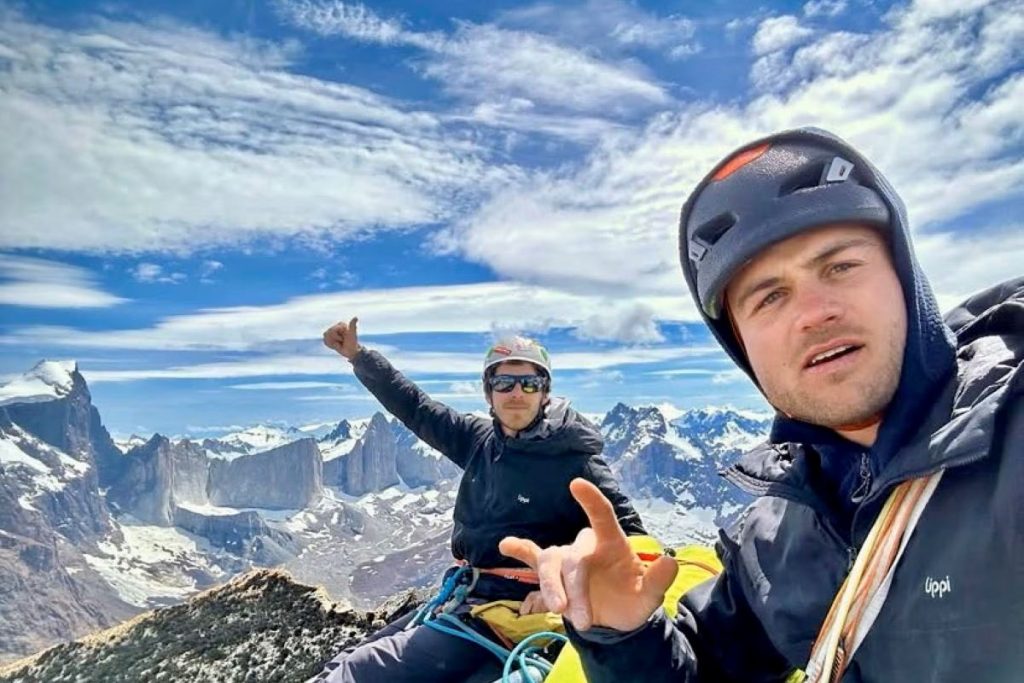 Hernan Rodriguez Salas e Sebastian Pelletti durante una precedente ascensione. Foto Sebastian Pelletti, Hernan Salas