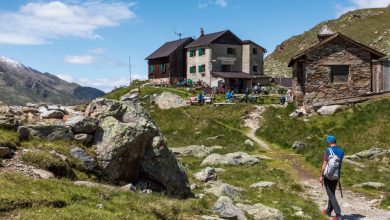 Il rifugio Pio XI (2.557 m) in Vallelunga. Foto Bruno Zanzottera