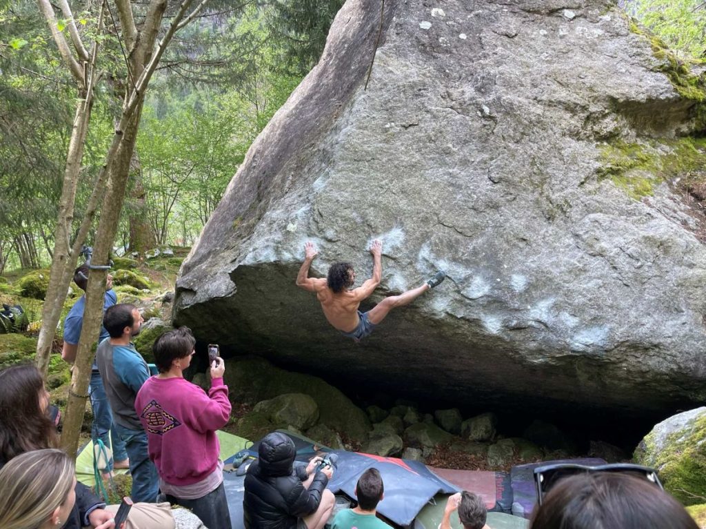 bouldering