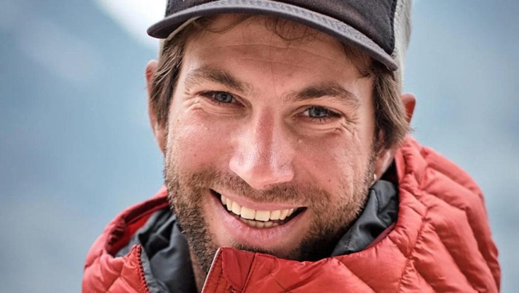 Thomas Vialletet @Summit Explorer